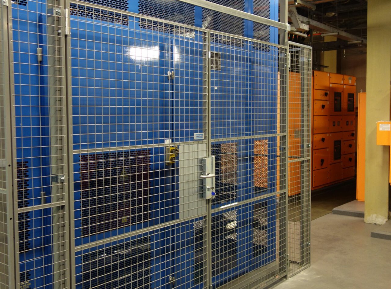 CitiBank - Secure cages 4 - basement.