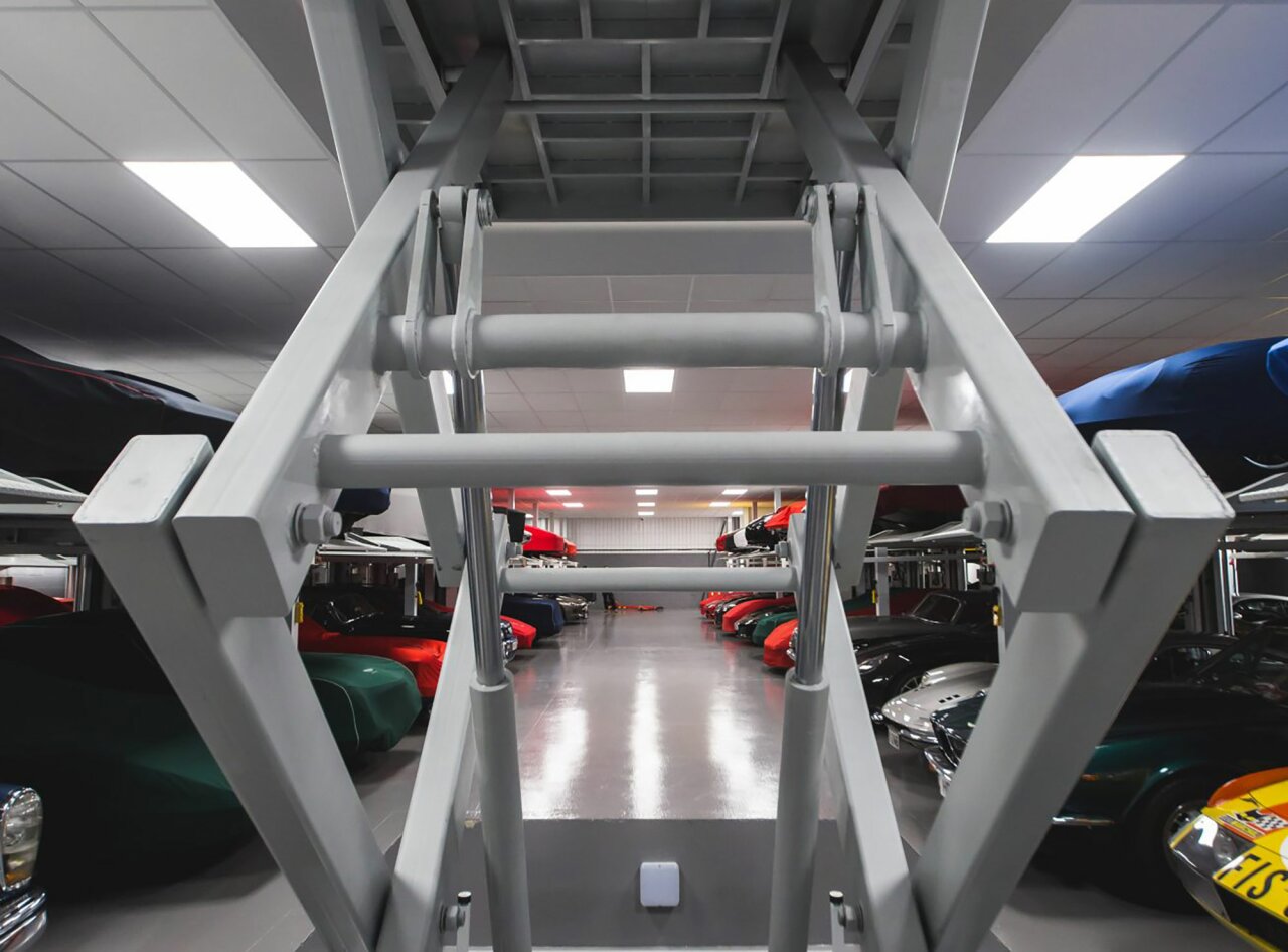 DK Engineering - Automotive mezzanine flooring - Automotive lift close up.